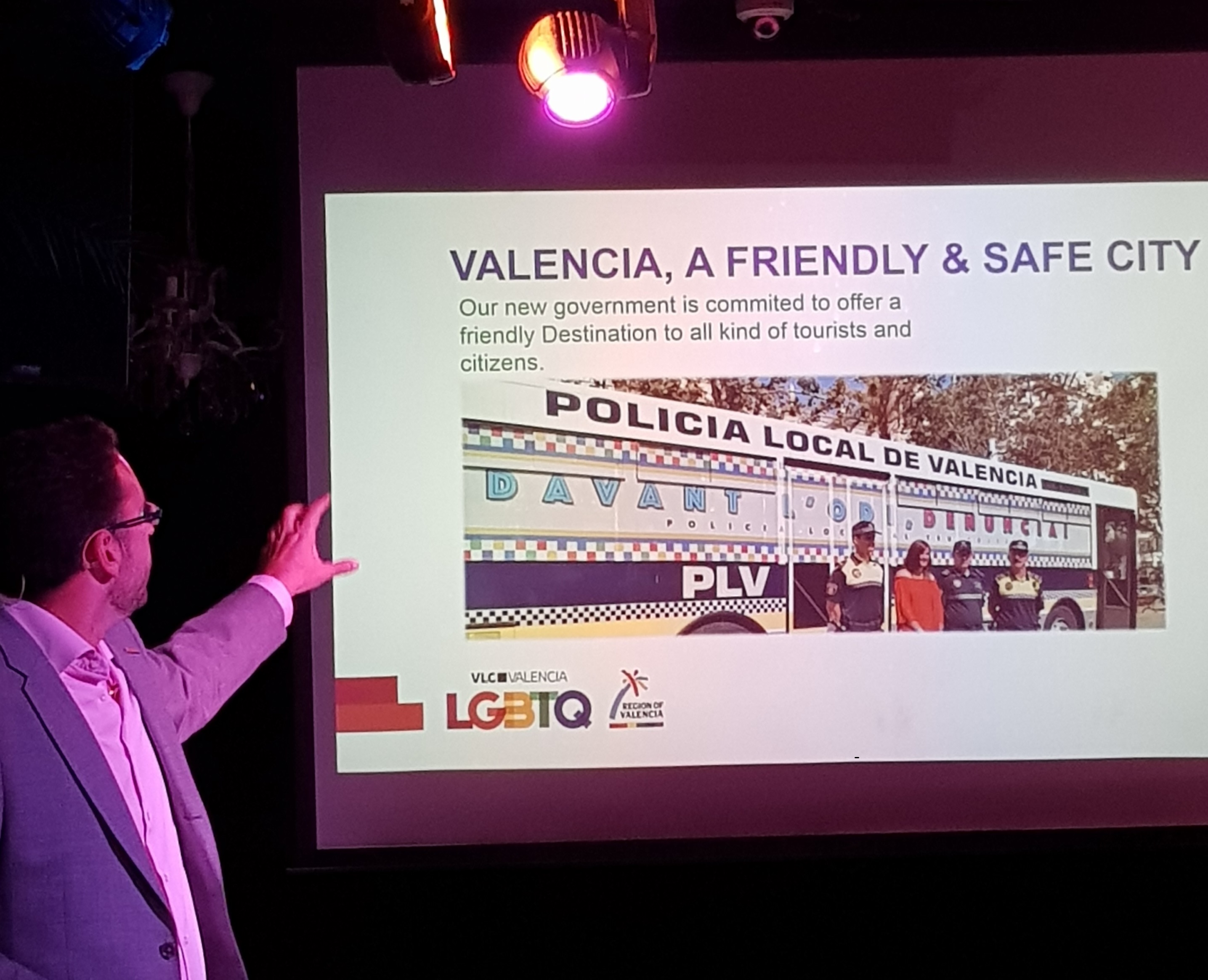 pantalla de la presentacion de la ciudad de Valencia