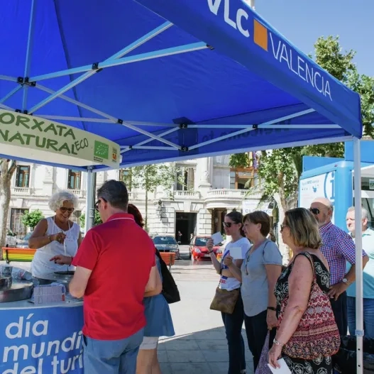 punto movil en el dia mundial del turismo