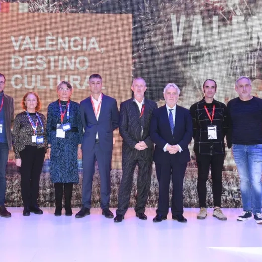 Fitur 2023