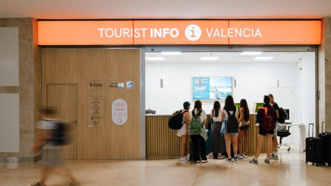 oficina turismo aeropuerto Valencia