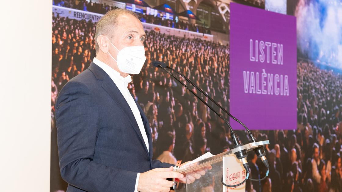 Fitur 2022