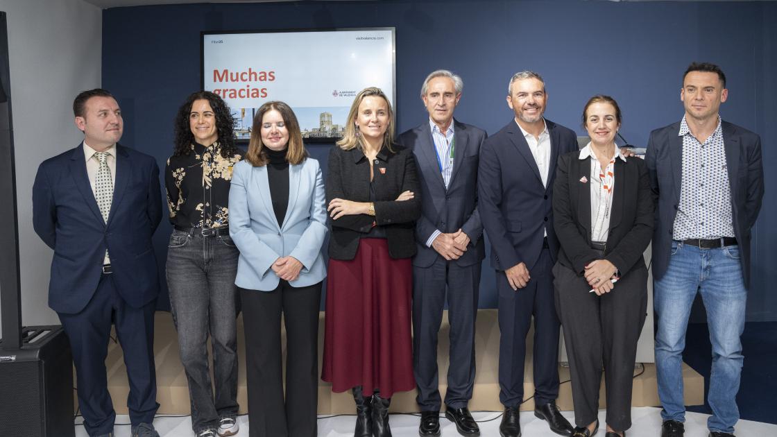 Fitur 2025