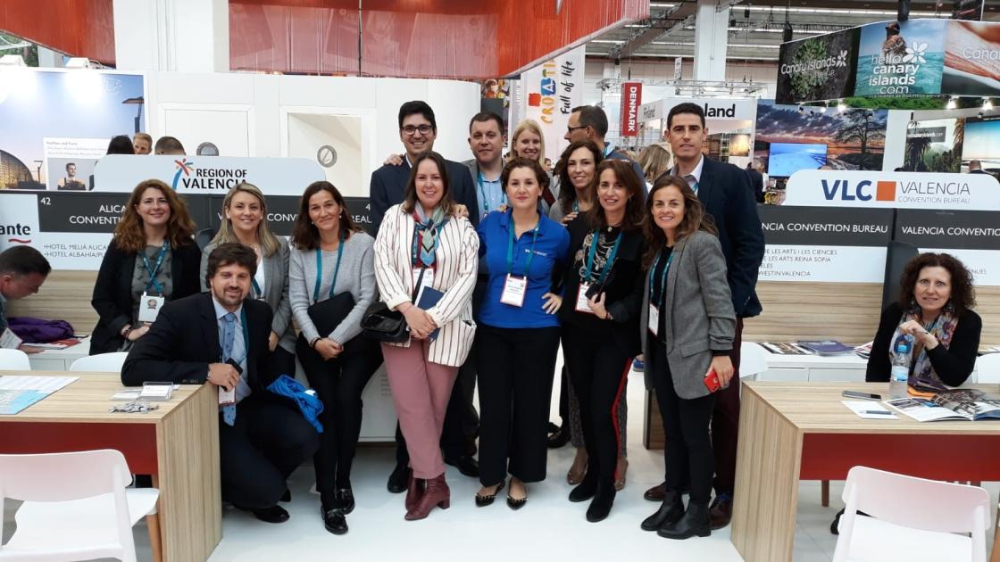 equipo de participantes en el evento